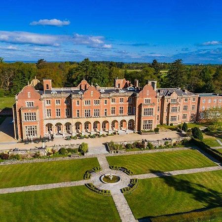 Easthampstead Park Hotel Wokingham Exterior photo